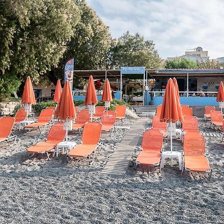 Angela Beach Aparthotel Platanés Екстериор снимка